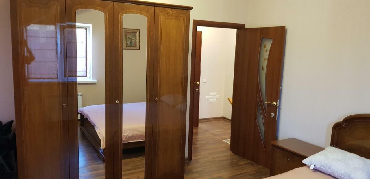 Hora Goratwins Guest House Near Boryspil Airport المظهر الخارجي الصورة